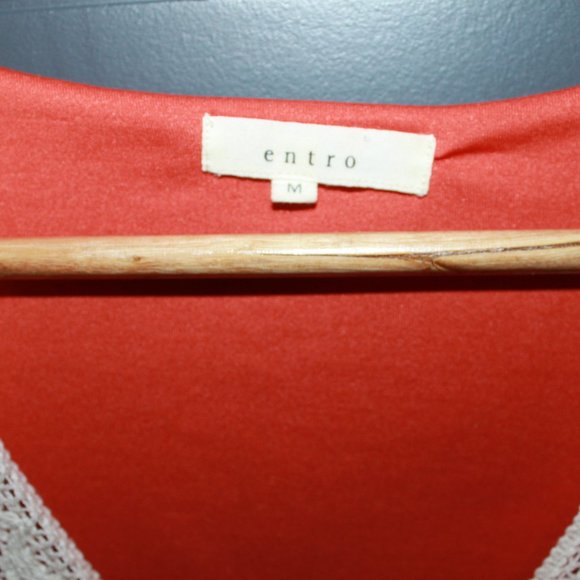 LIMITED SALE:ENTRO Rust Colored Long Sleeve Boho Tunic with Crotchet Trim Size M - Picture 2 of 8
